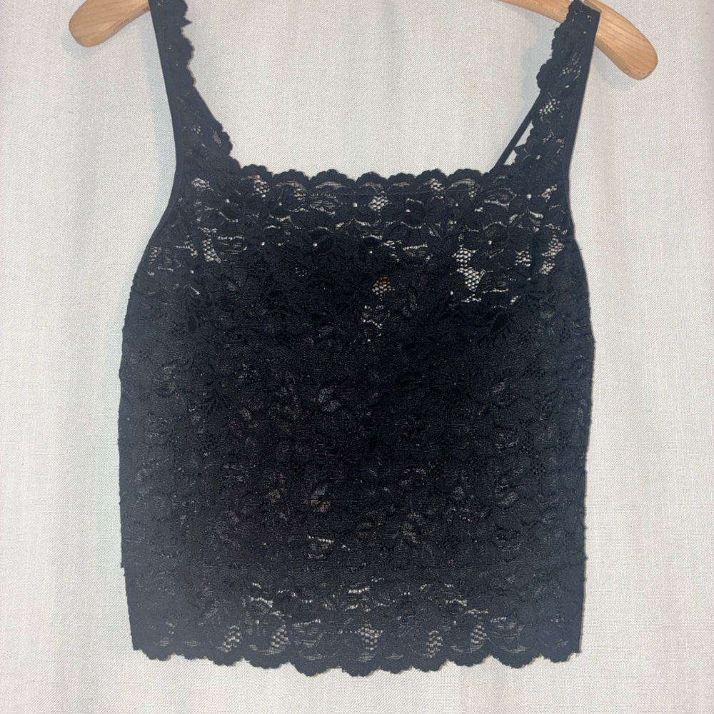 ACT International Black Floral Lace Cropped Cami Tank Top